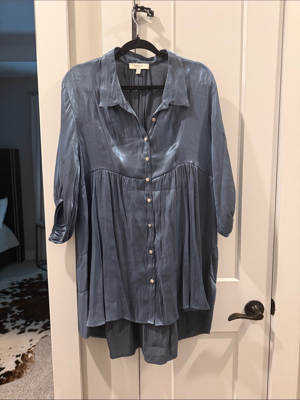 Umgee Slate Blue Satin Button-Front Tunic
